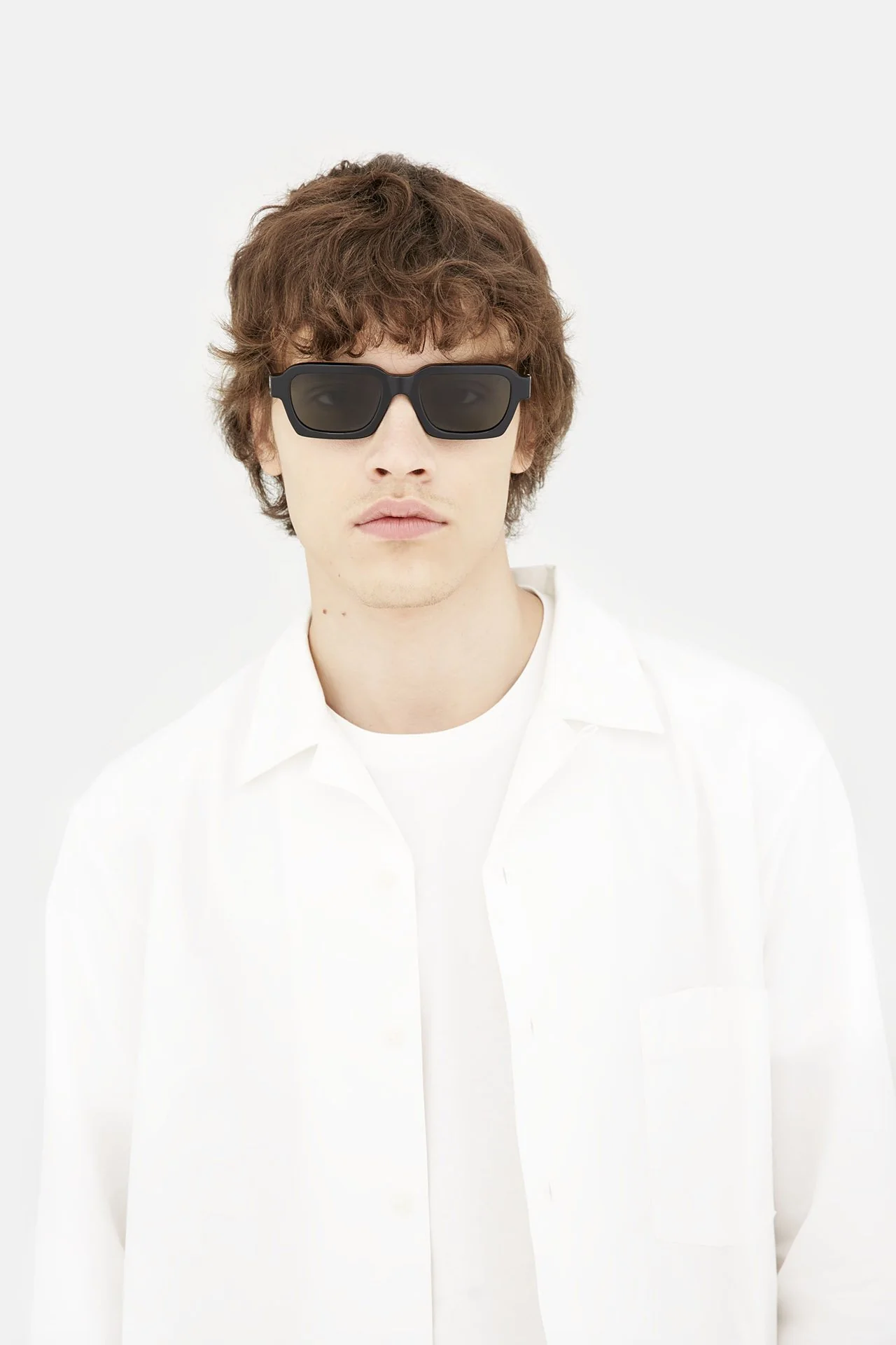 Caro Black - Image 5