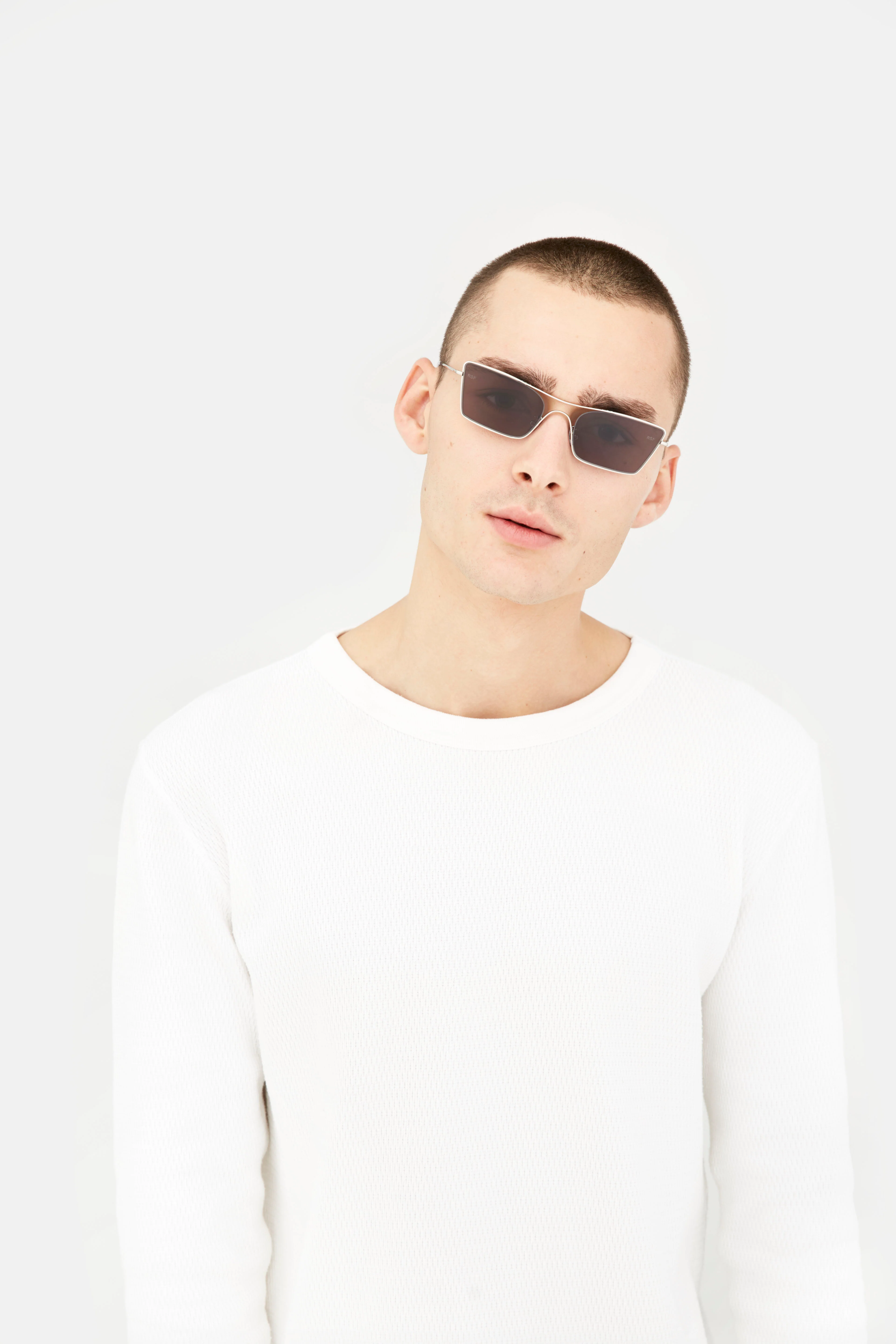 Meta Black - Image 5